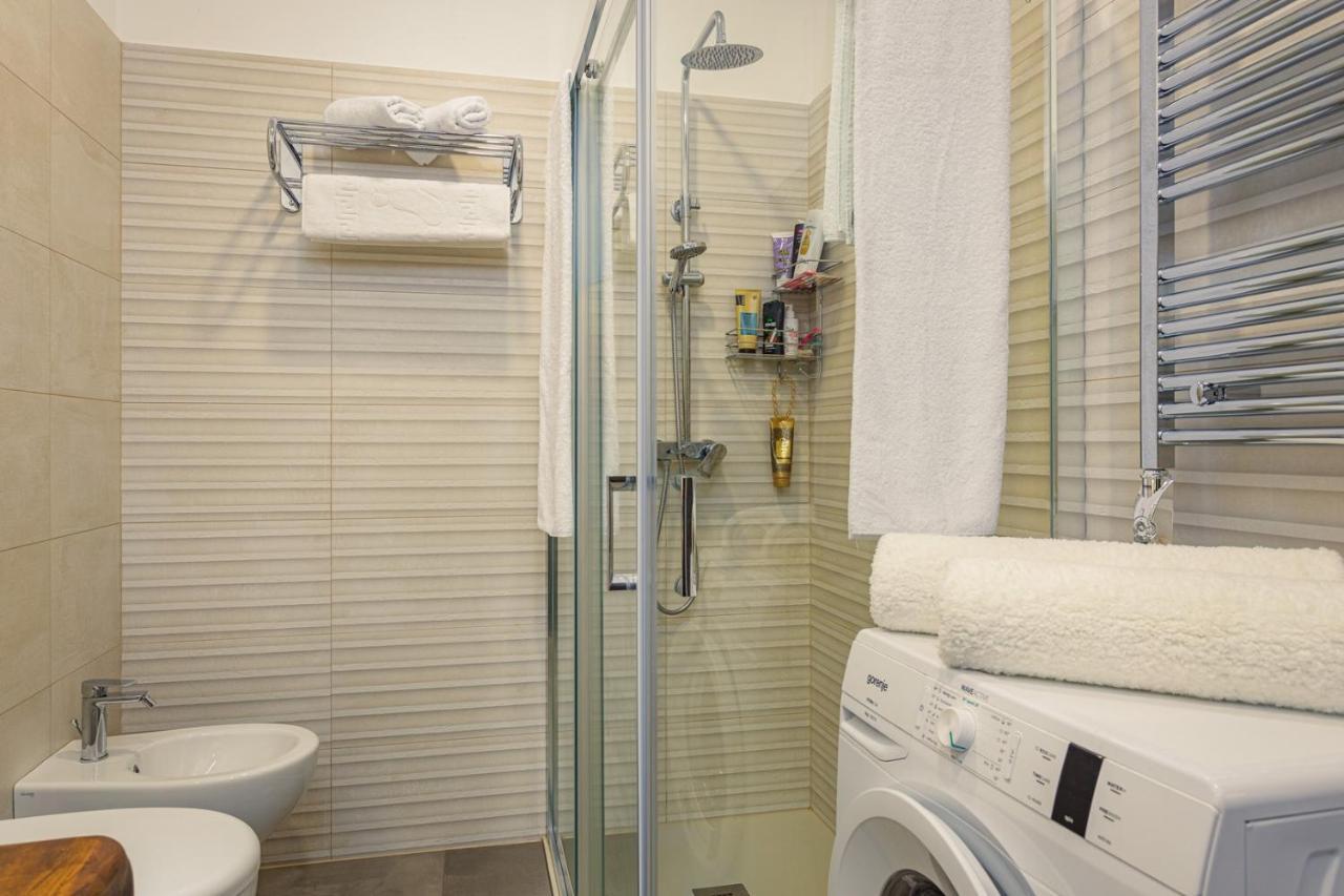 Apartments Bijou With Big Private Garden Near Umag Vilanija Exterior foto